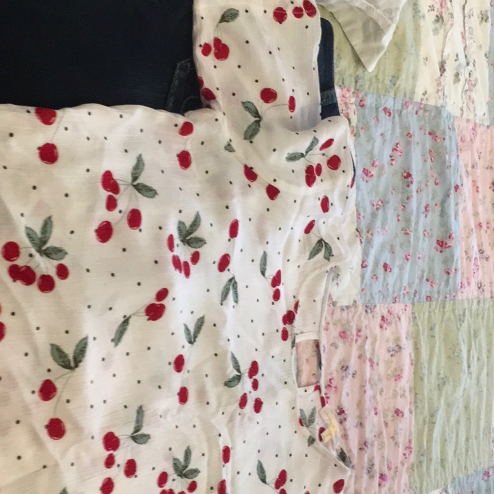 Blouse size large